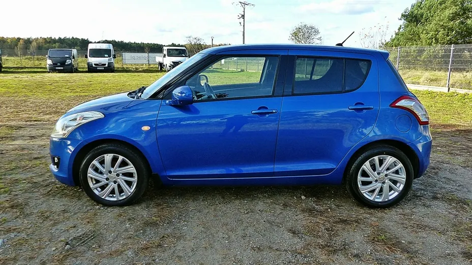 SUZUKI Swift -