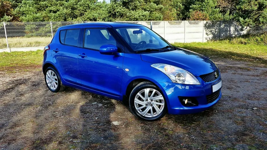 SUZUKI Swift -