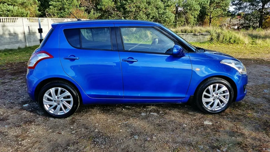 SUZUKI Swift -