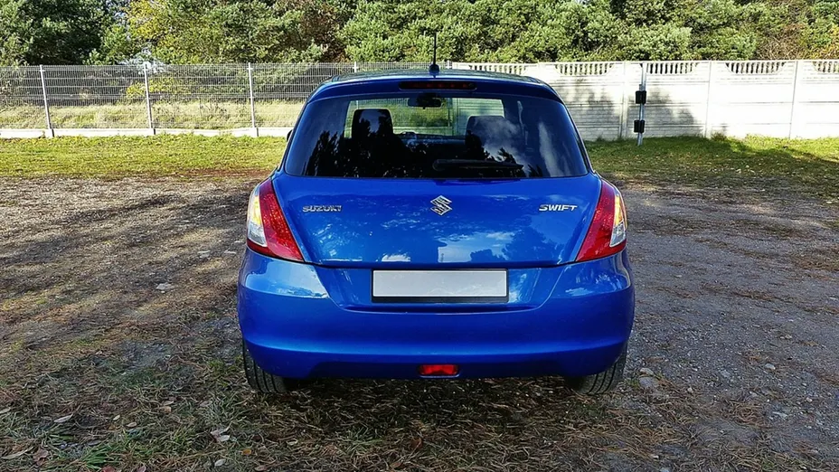 SUZUKI Swift -