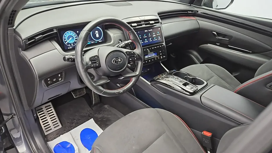 HYUNDAI Tucson -