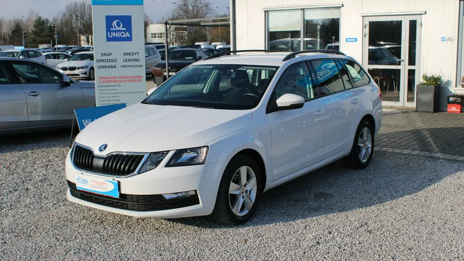 SKODA Octavia -