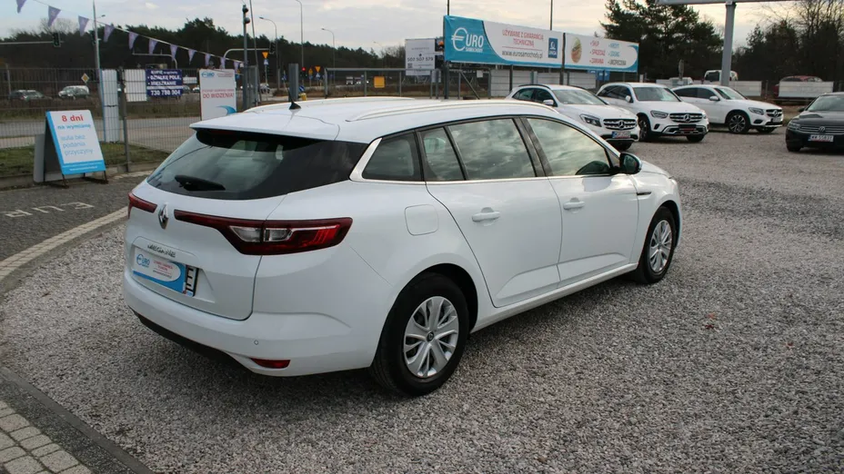 RENAULT Megane -