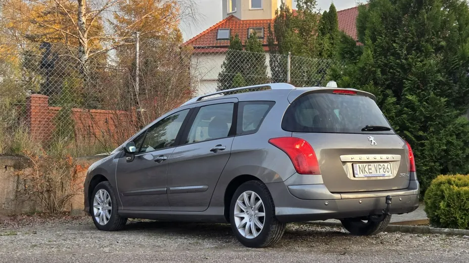 PEUGEOT 308 -