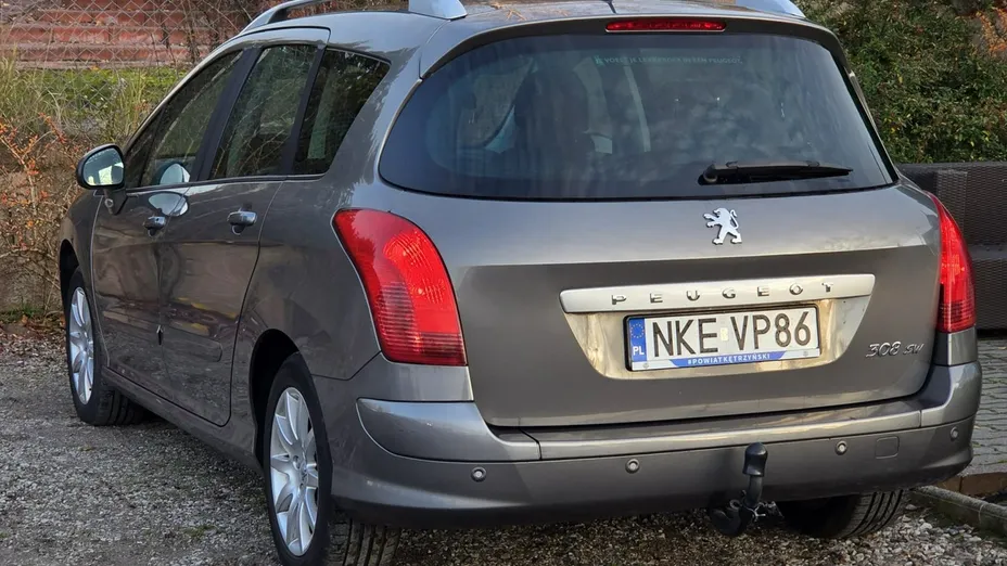 PEUGEOT 308 -