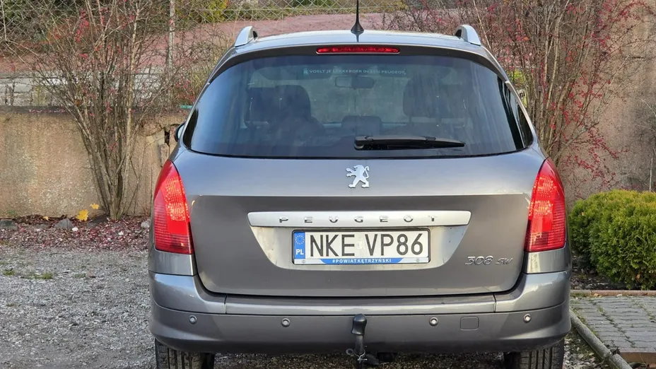 PEUGEOT 308 -