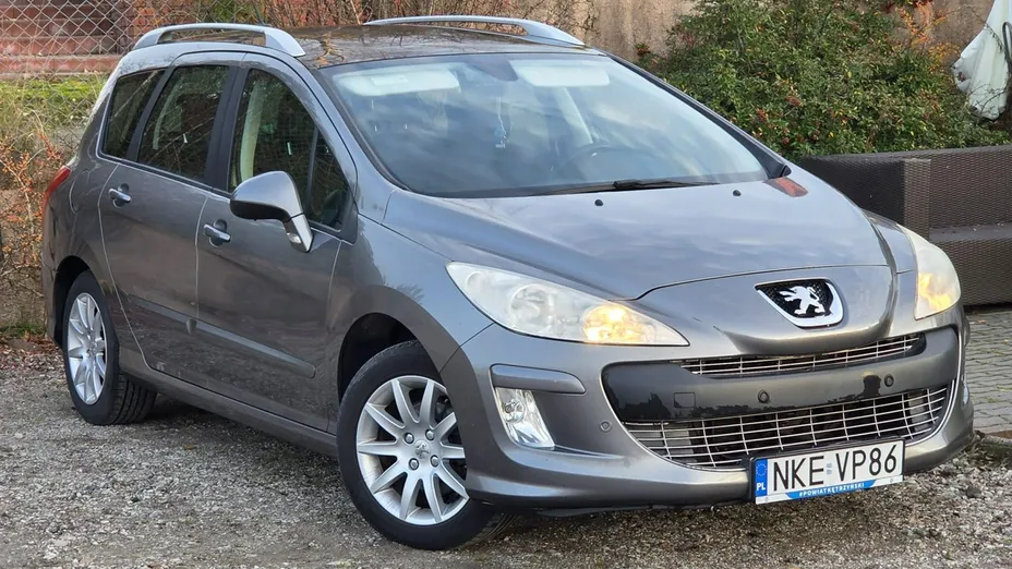 PEUGEOT 308 -