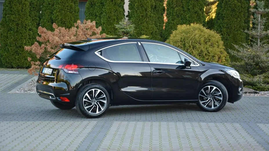 CITROEN DS4 -