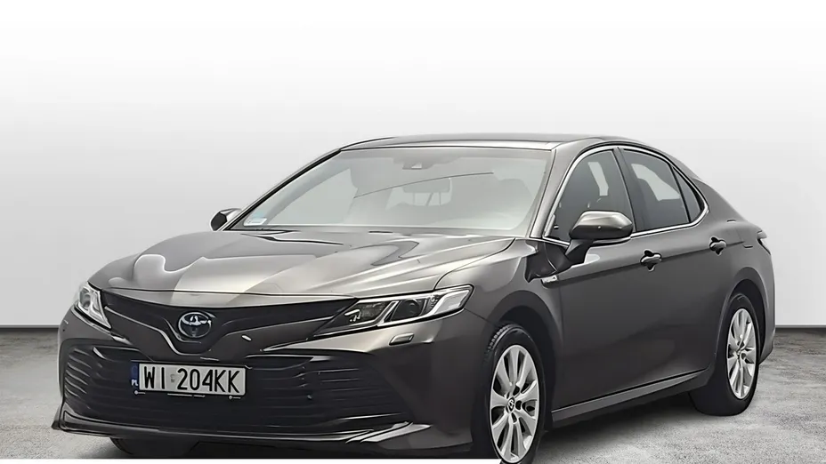 TOYOTA Camry -
