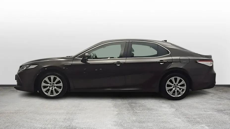 TOYOTA Camry -