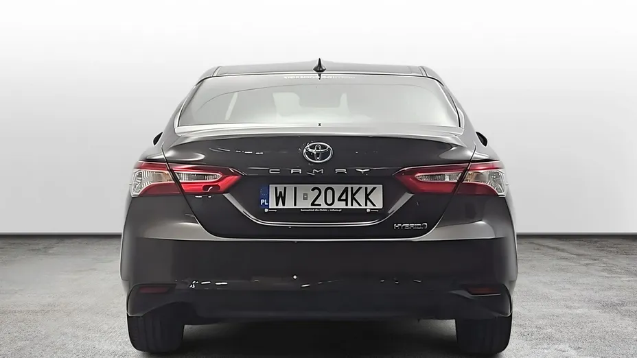 TOYOTA Camry -