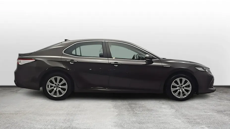 TOYOTA Camry -