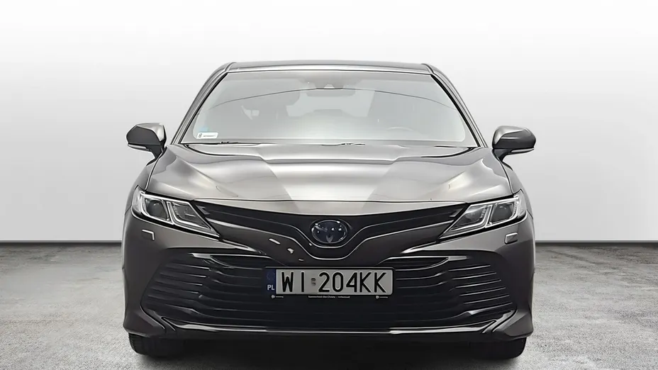 TOYOTA Camry -
