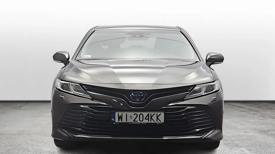 TOYOTA Camry -