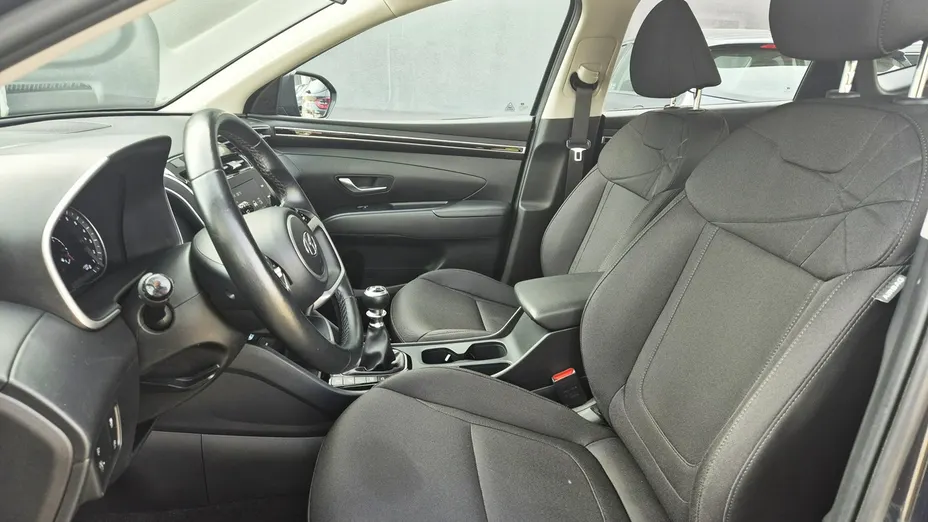 HYUNDAI Tucson -