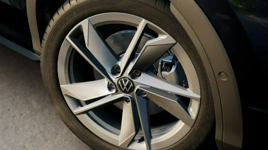 VOLKSWAGEN T-ROC -