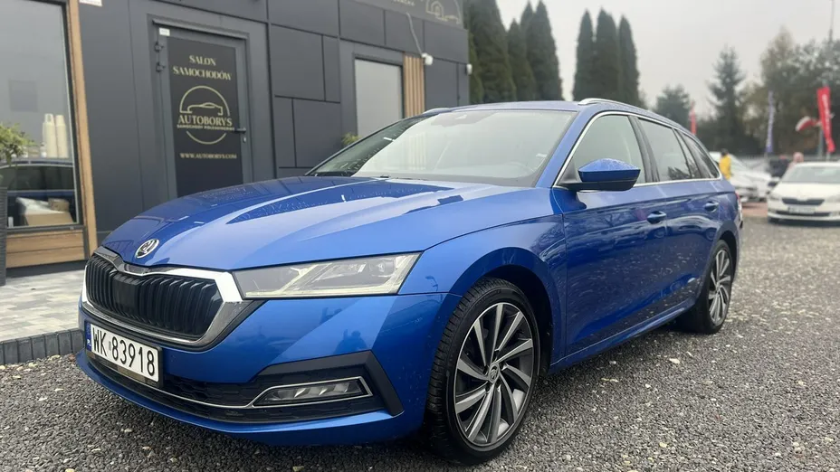 SKODA Octavia -