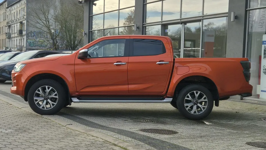 ISUZU D-Max -