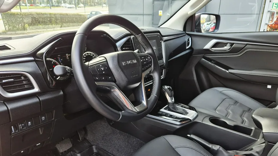 ISUZU D-Max -
