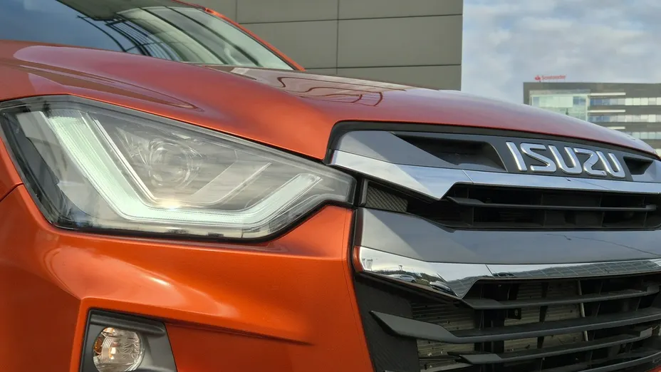 ISUZU D-Max -