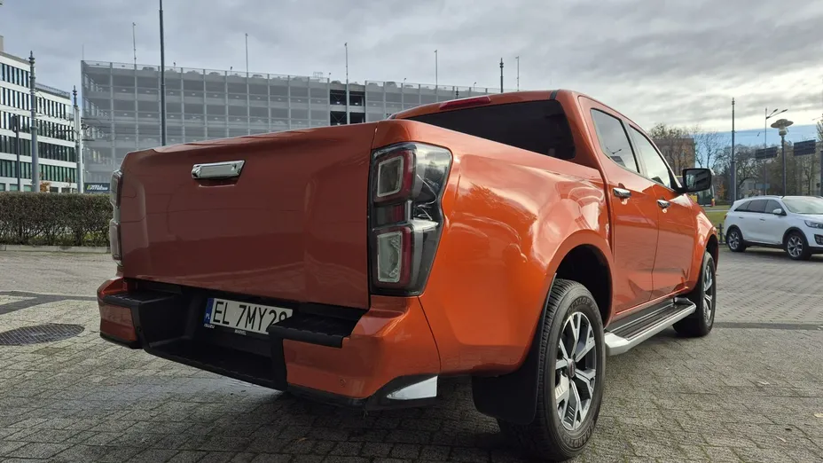 ISUZU D-Max -