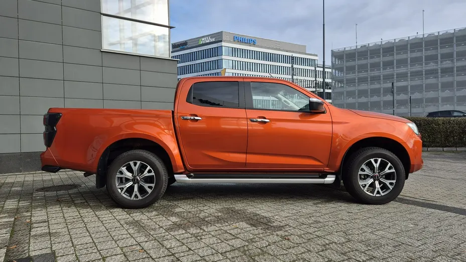 ISUZU D-Max -
