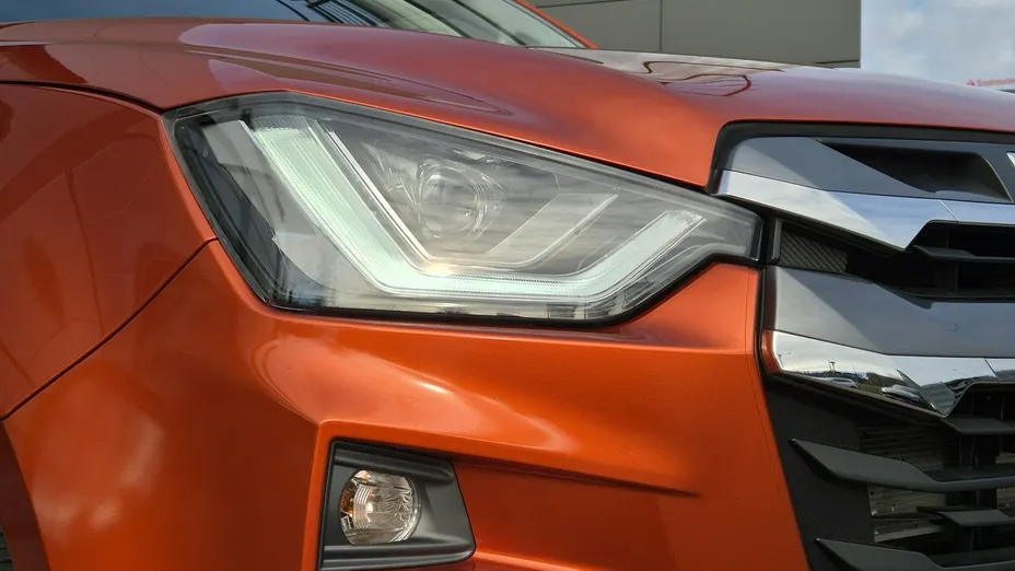 ISUZU D-Max -