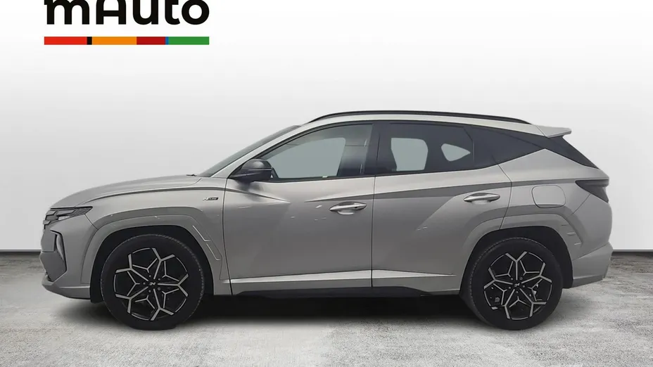 HYUNDAI Tucson -