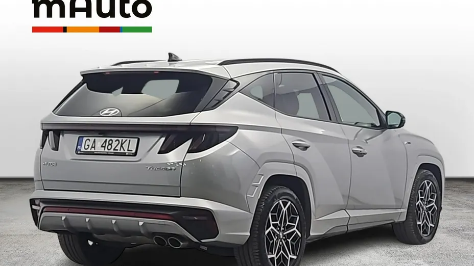 HYUNDAI Tucson -