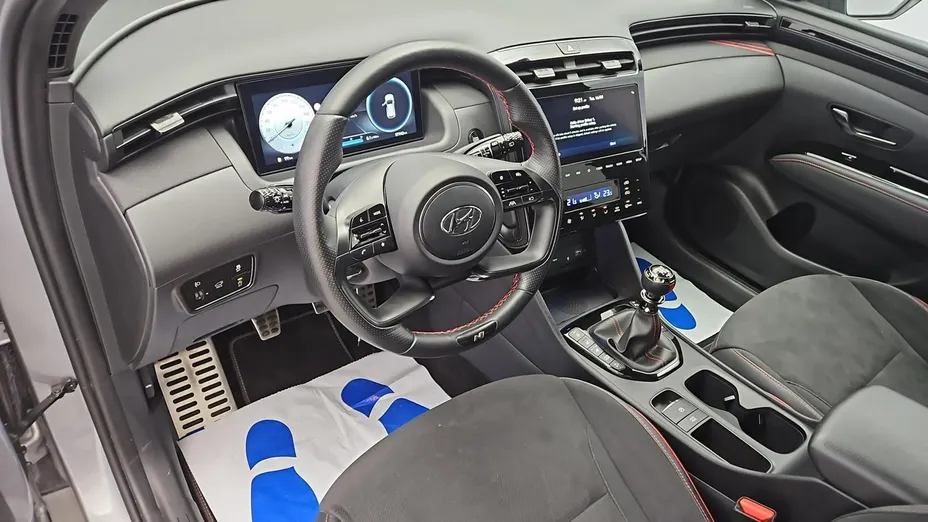 HYUNDAI Tucson -