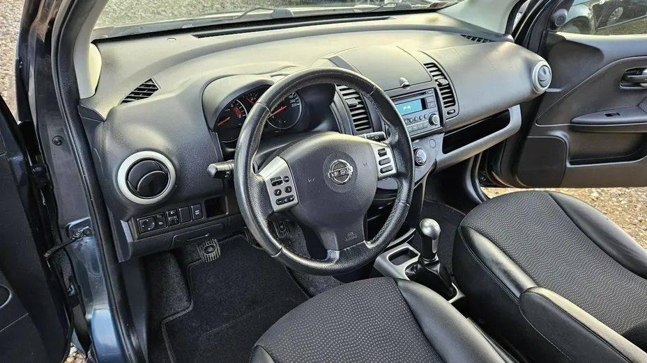 NISSAN Note -