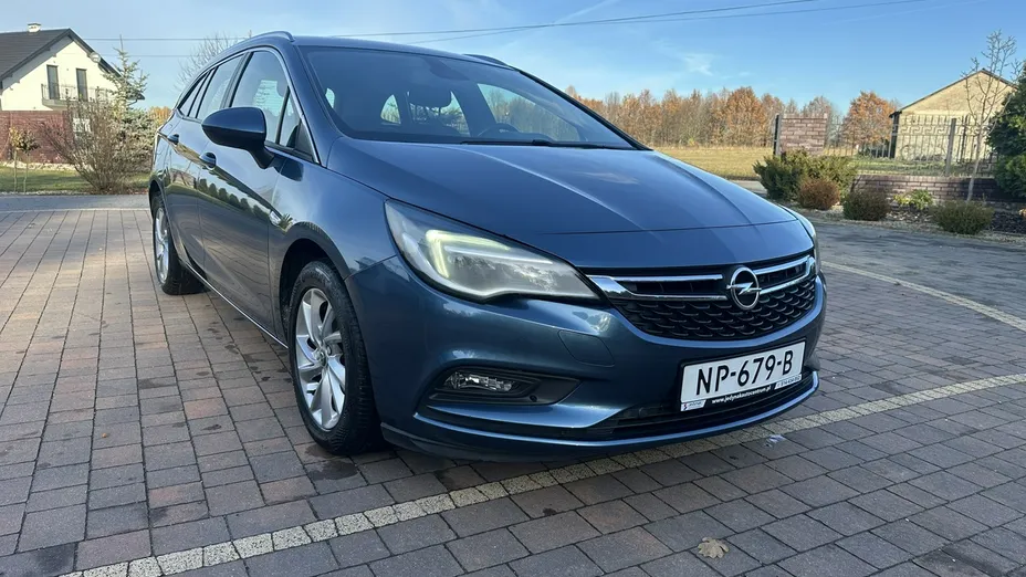 OPEL Astra -