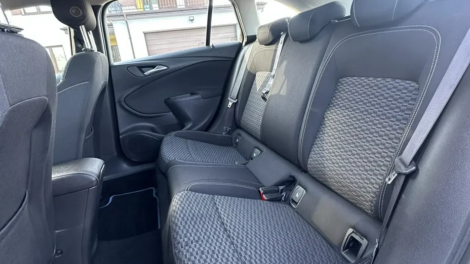 OPEL Astra -