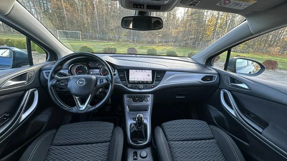 OPEL Astra -