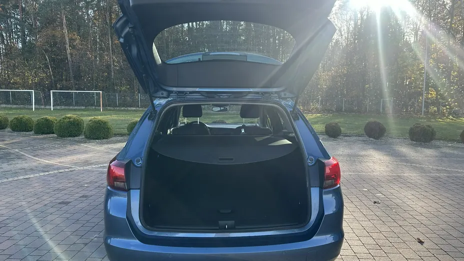 OPEL Astra -