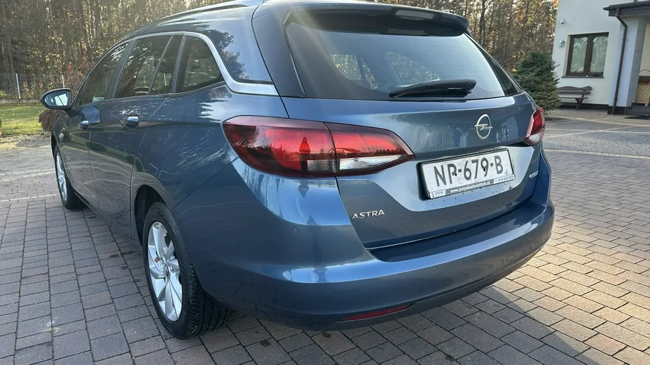 OPEL Astra -