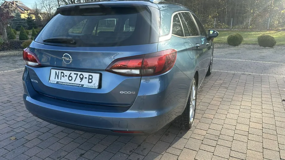OPEL Astra -