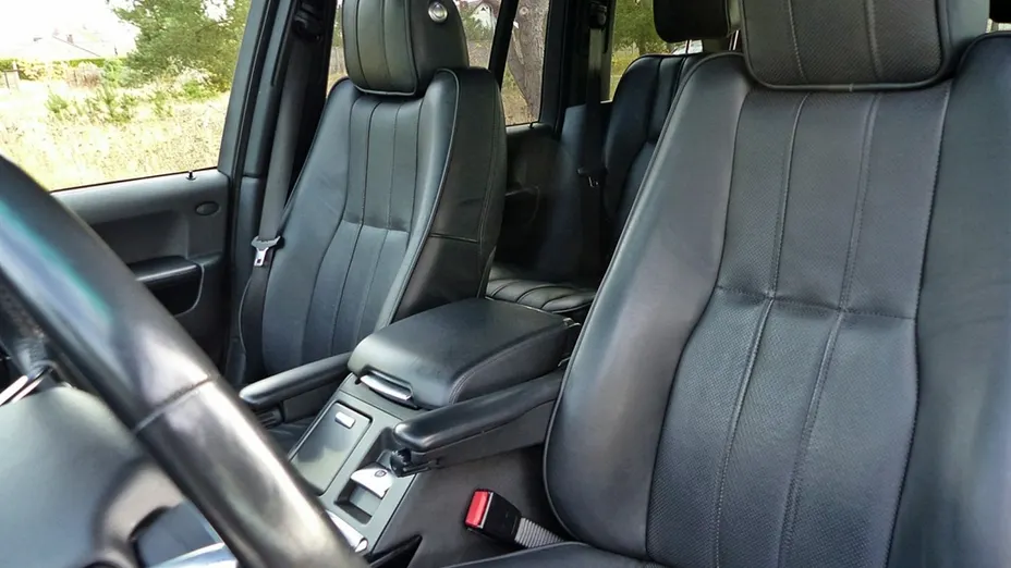 LAND ROVER Range Rover -