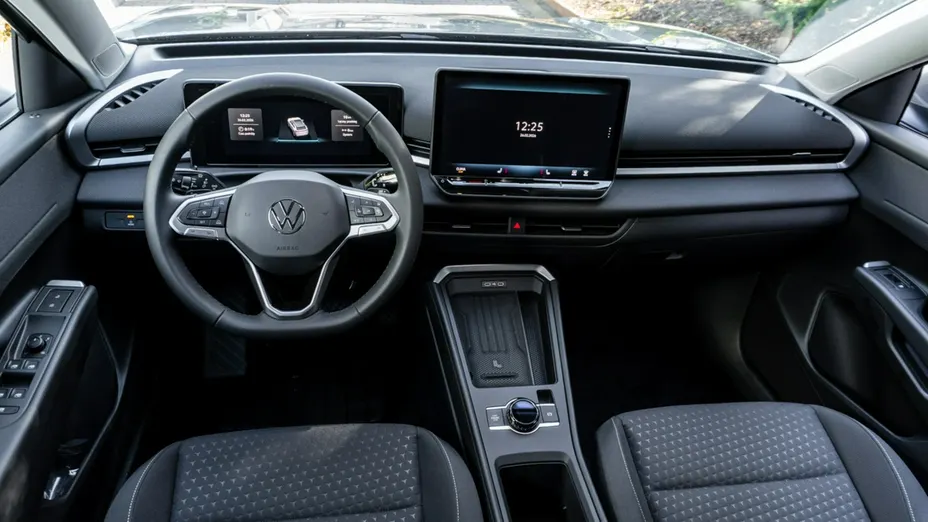 VOLKSWAGEN T-ROC -