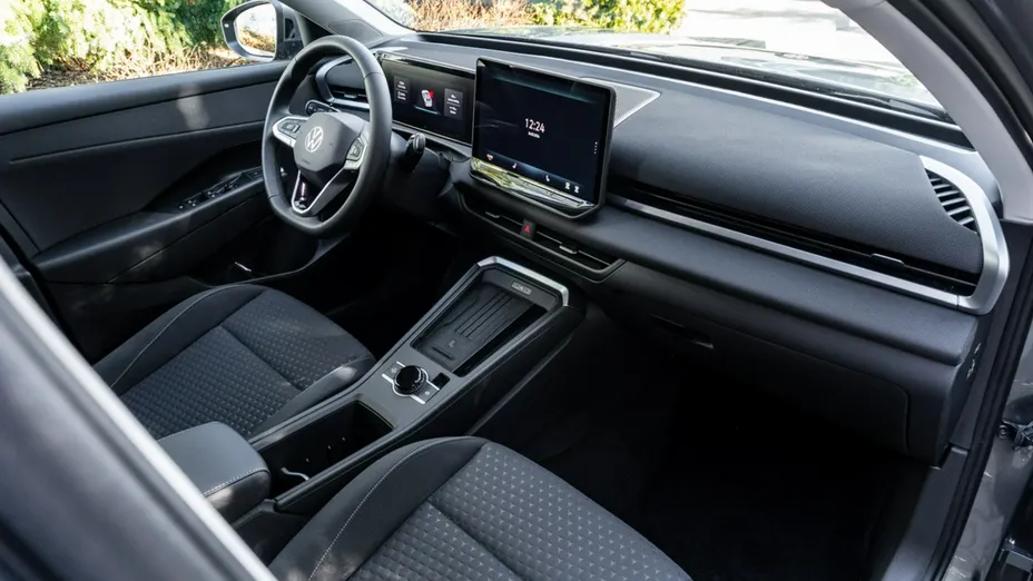 VOLKSWAGEN T-ROC -