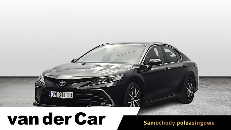 TOYOTA Camry -