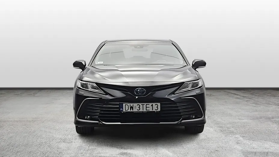 TOYOTA Camry -