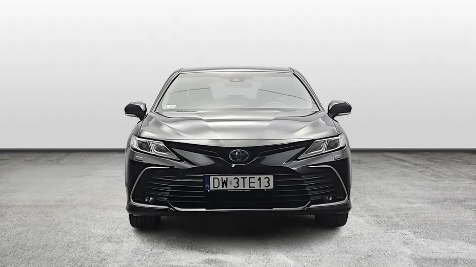 TOYOTA Camry -