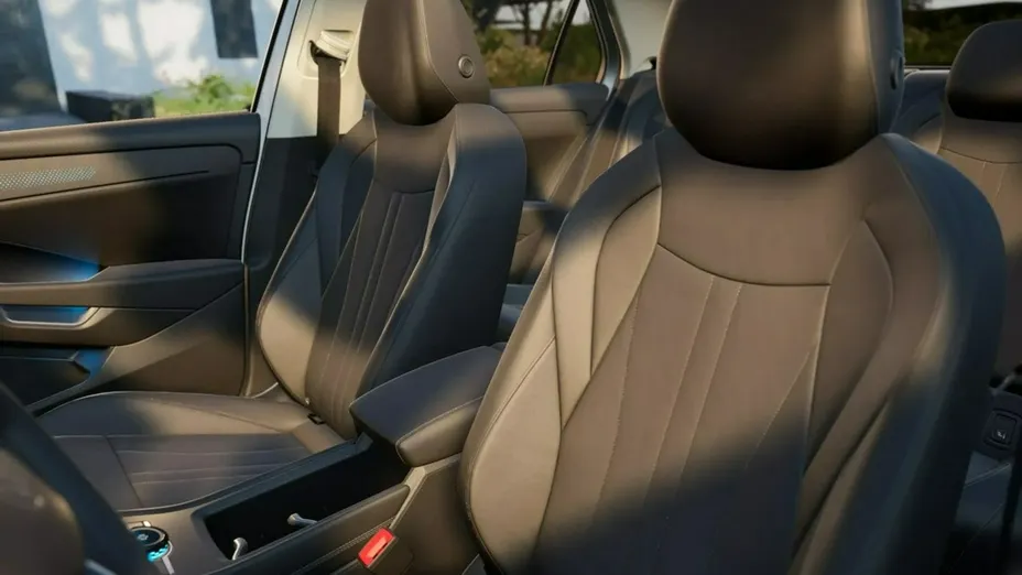 VOLKSWAGEN T-ROC -