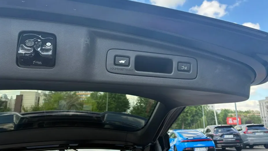 HONDA CR-V -