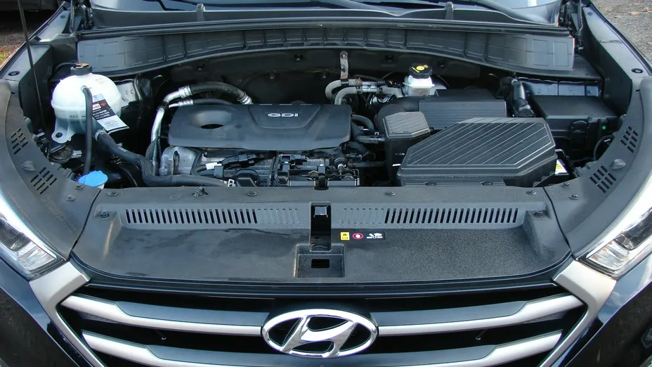 HYUNDAI Tucson -
