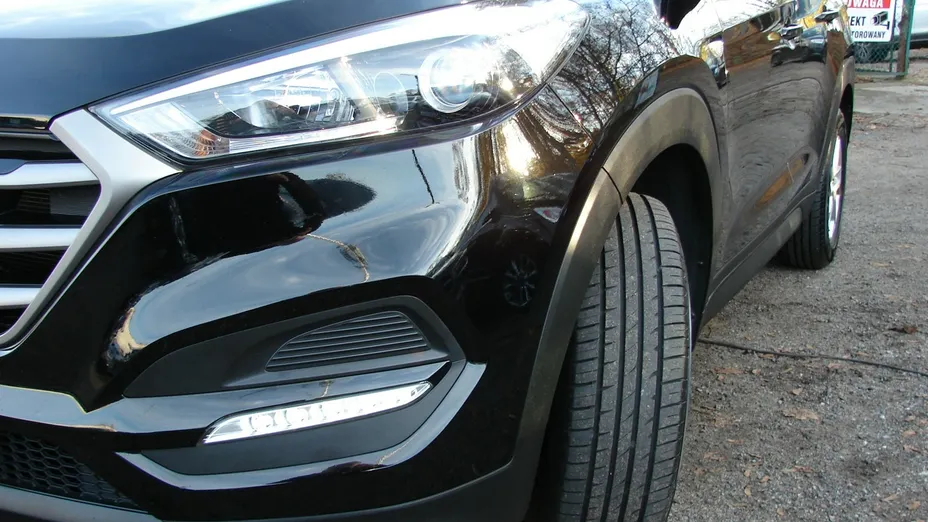 HYUNDAI Tucson -