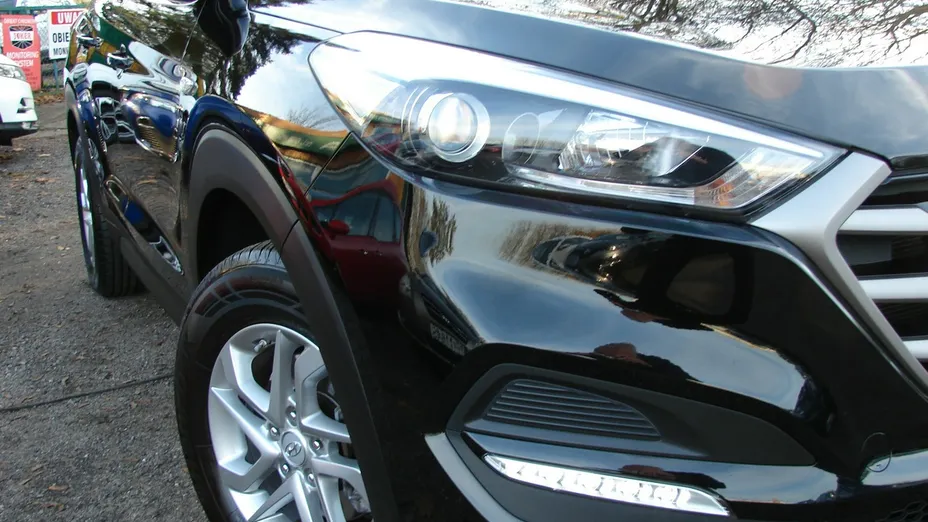HYUNDAI Tucson -