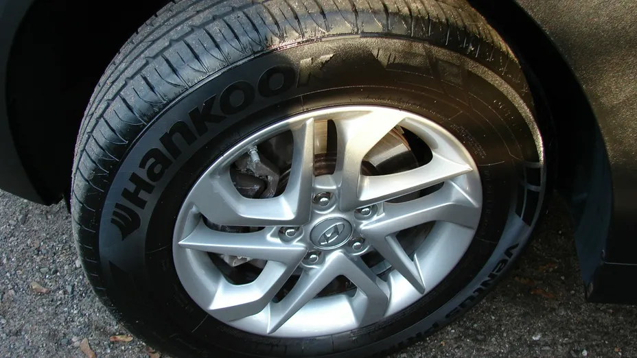 HYUNDAI Tucson -
