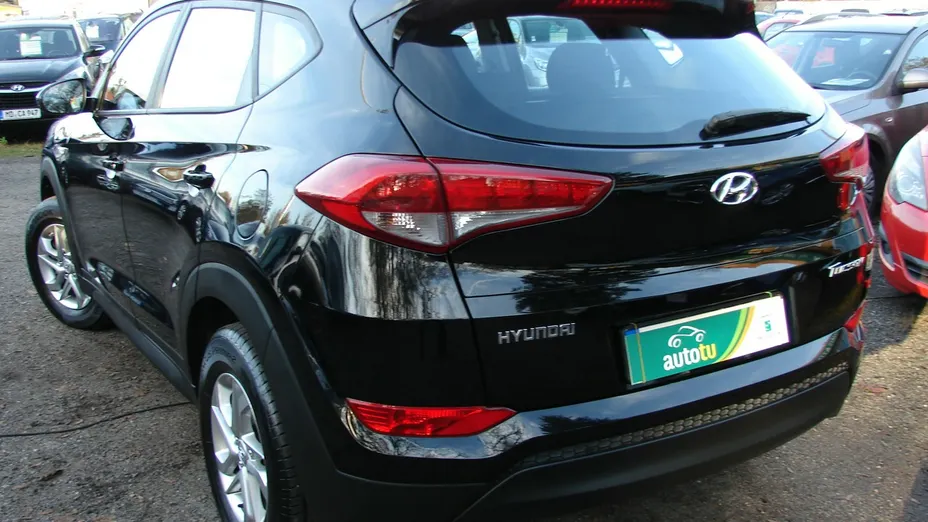 HYUNDAI Tucson -